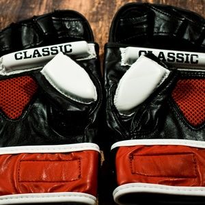 NEW TITLE MMA Pro Training Gloves REG Womens